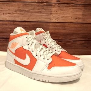 womens size 7 air 1  jordan mid athletic shoe